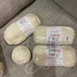 Premier Everyday Worsted Anti Pilling Yarn Cream